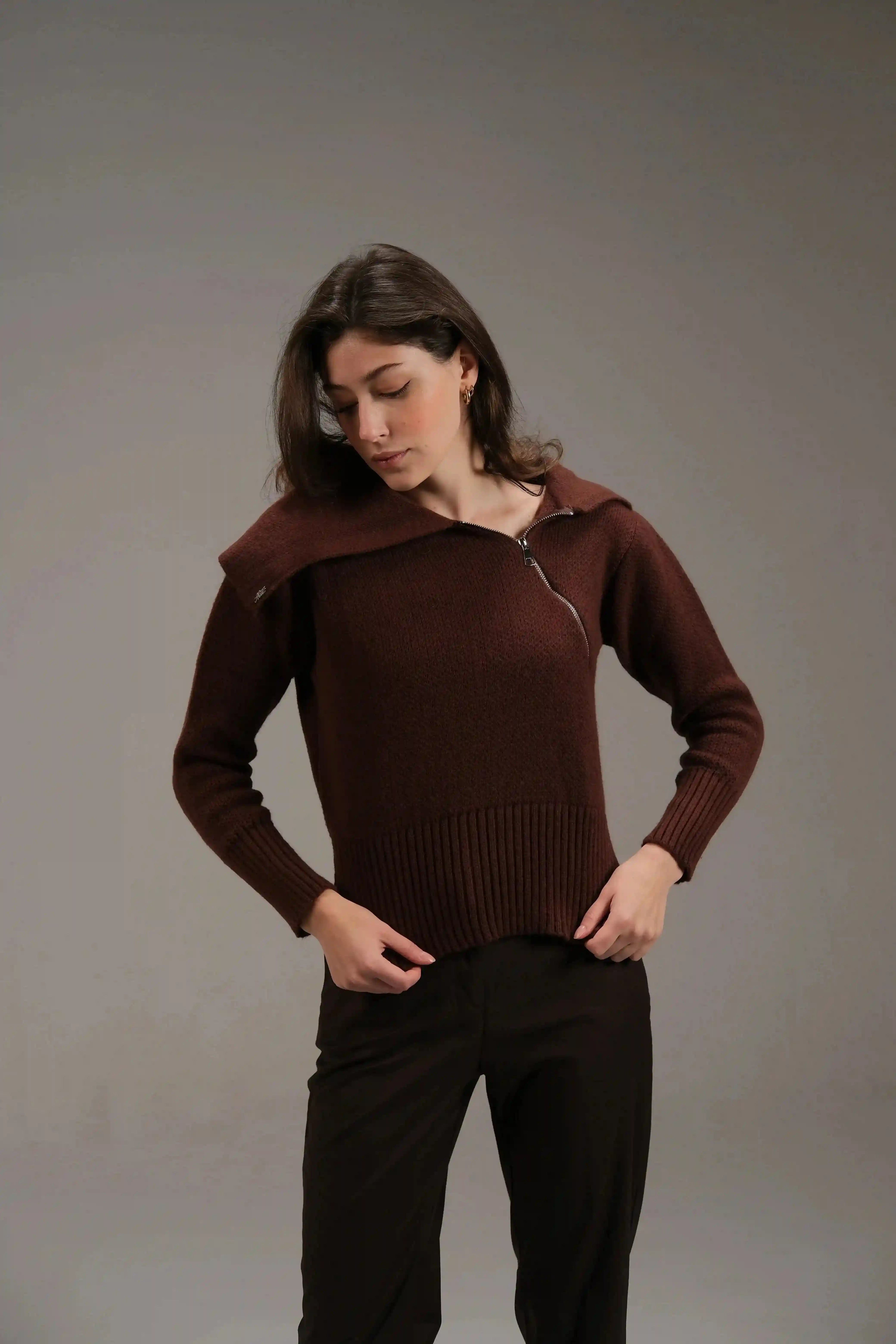 Knitted Cotton Top in Brown - A&Suz
